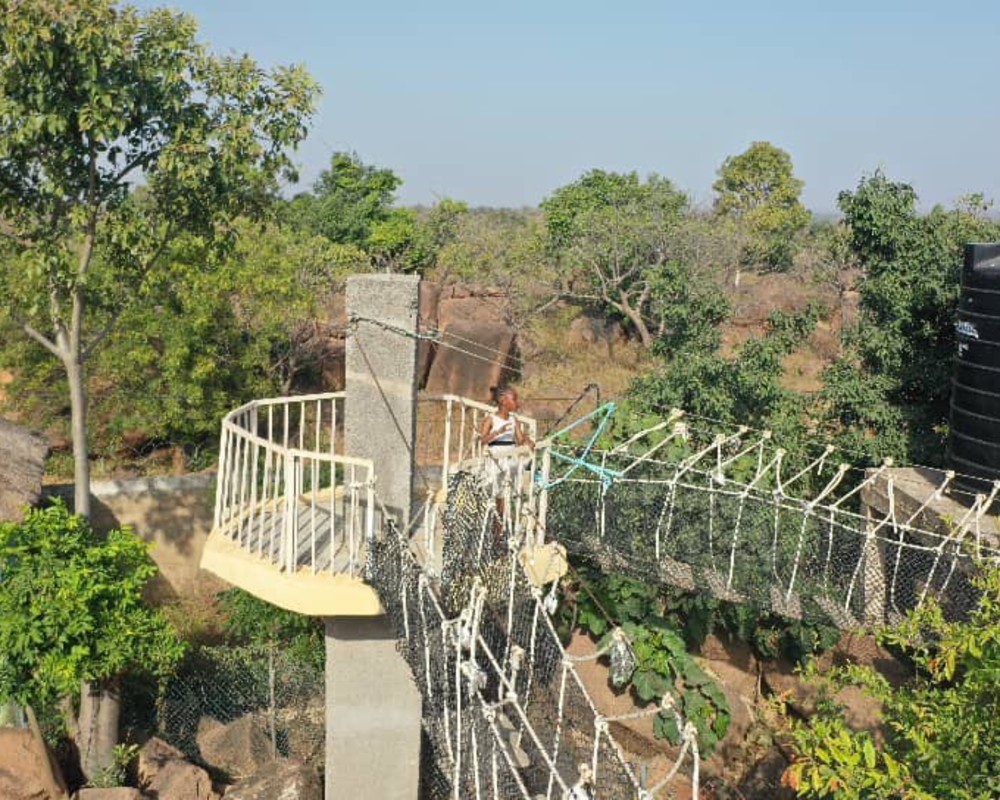 WhatsApp Image 2025-12-16 at 19.08.34_aa323452 (1)